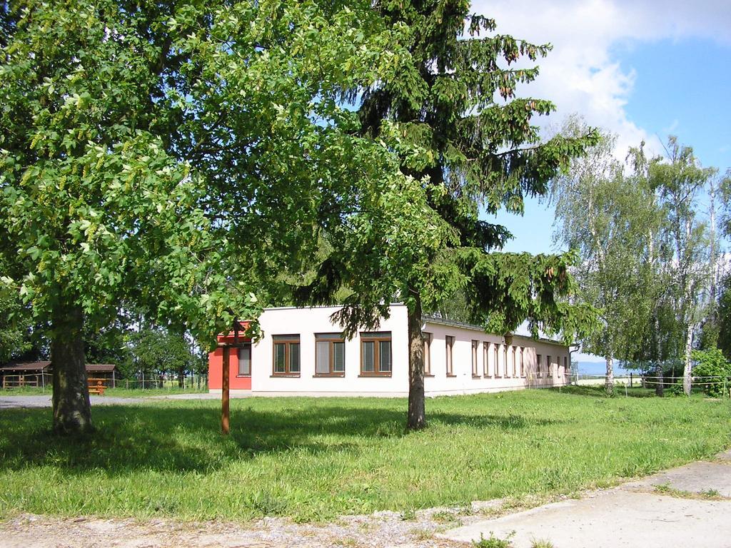 Minipenzion Na Vyhlidce Hnevotin Exterior photo